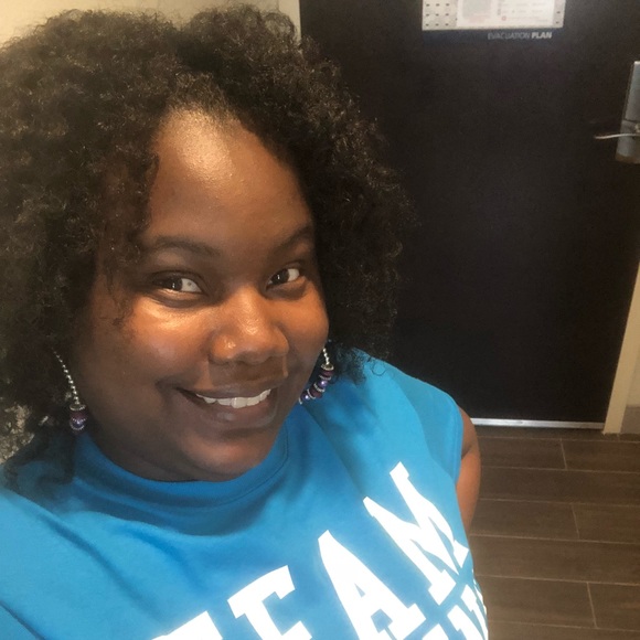 Meet your Posher, Tasha - Picture 1 of 1